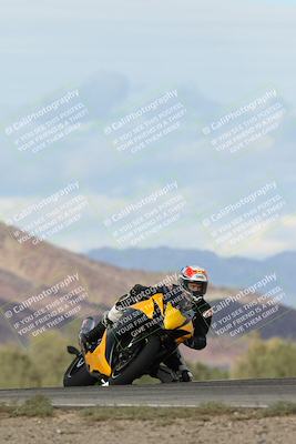 media/Nov-16-2025-Race Pace (Sun) [[8c5fa54630]]/Non Verified Riders (1st 20 Minutes)/7-Turn 9 Entry (210pm)/